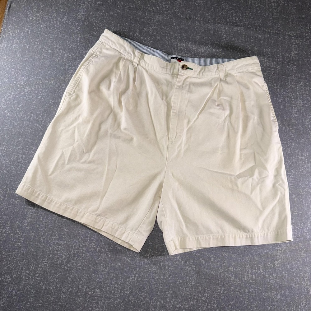 Tommy Hilfiger Shorts Mens 40 White Pleated Chino 8 Inseam Casual Golf Summer
